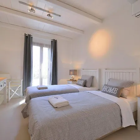 Illustrious Mykonos - 4 Bedrooms - Mai - Private Pool & Bbq - Elia Villa
